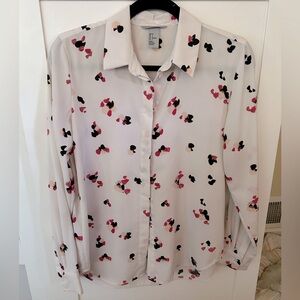 Women’s blouse, H&M , white with flowers, size 4.